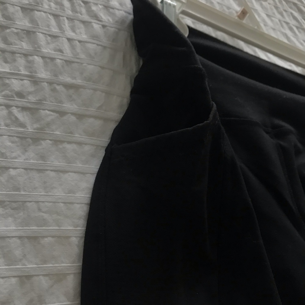 Lululemon Leggings with Pockets - Picture 2 of 3